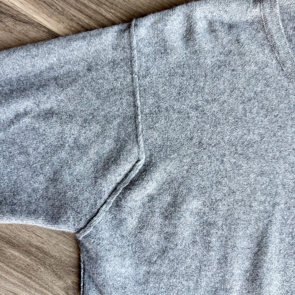 Heather Gray Crewneck Sweater Merino/Cashmere - No size or Material tag - Size M - Picture 8 of 10